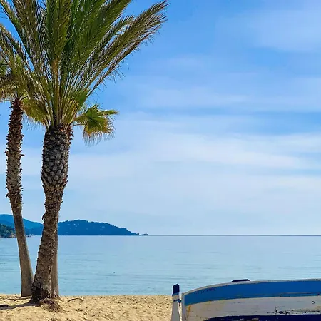 Select'sohome - T2 Proche De La De Saint-clair Au Lavandou Avec Parking Privé - Parcfo11